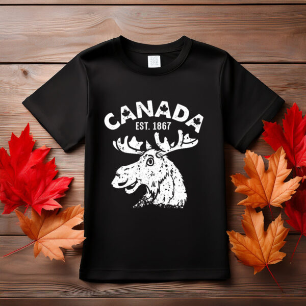 Vintage Canada Flag Moose - Cool Maple Leaf on Unisex Tri-Blend T-Shirt